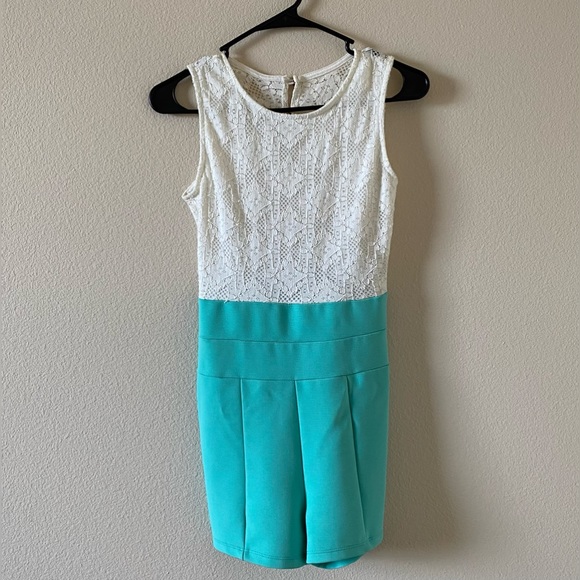 Lace One Piece Romper - Picture 3 of 3